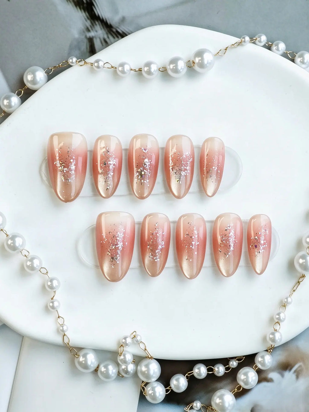 Press On Nails | Nude Pink Gradient Glitter Short Oval Nails