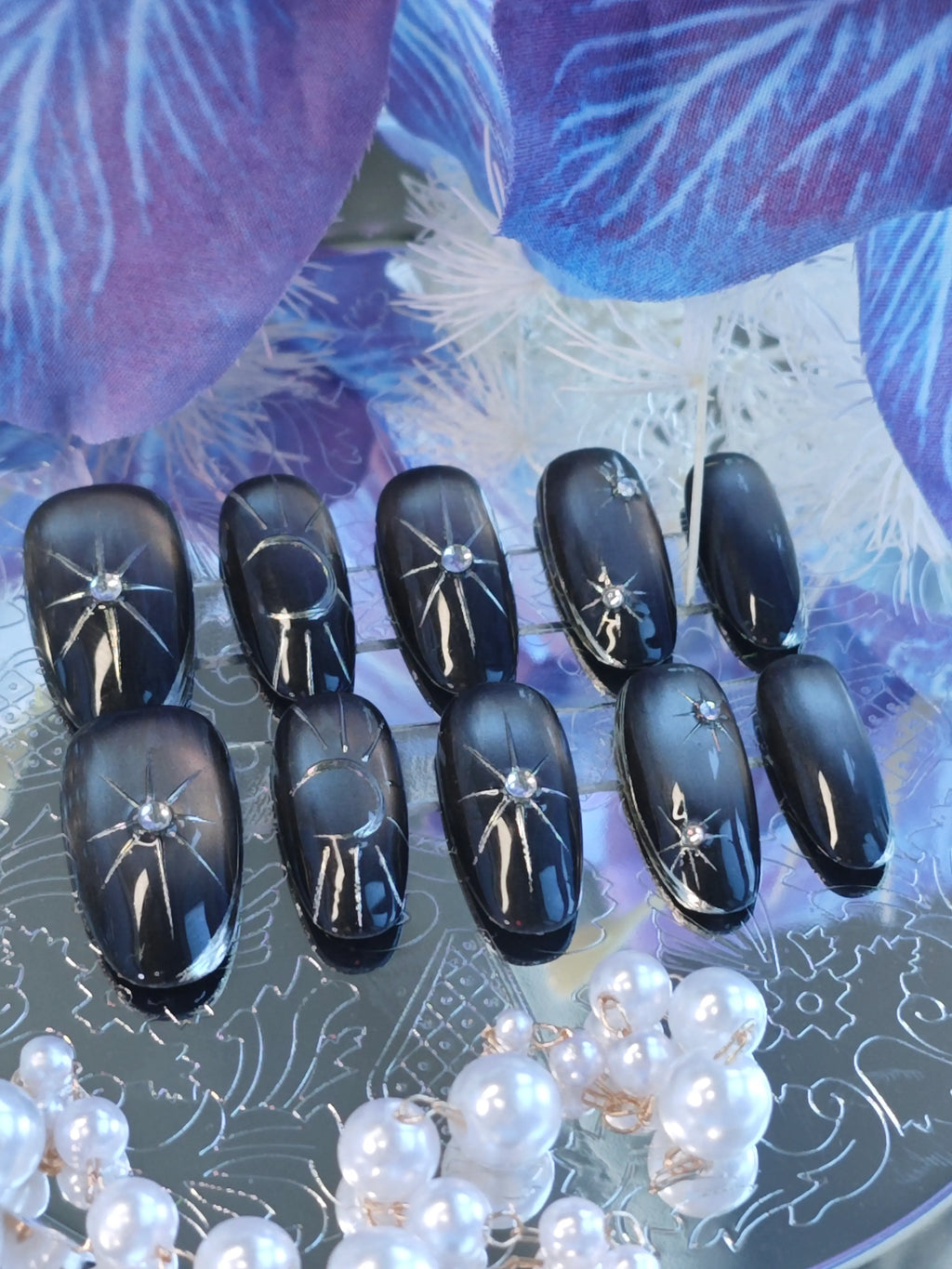 Black Cat‑Eye Sun Moon Star Medium Coffin Nails