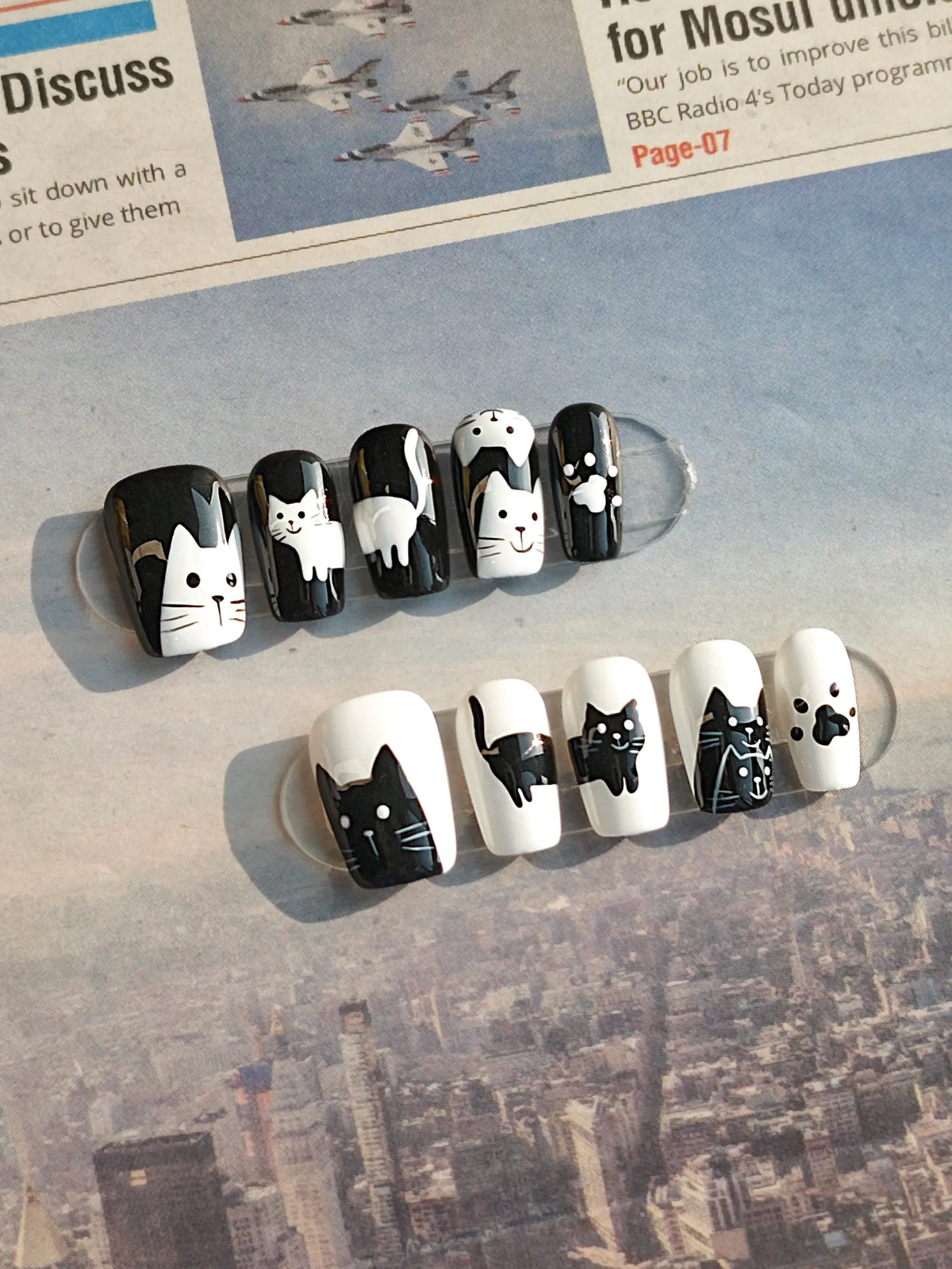 Black White Hand‑Painted Cat Short Coffin Press On Nails