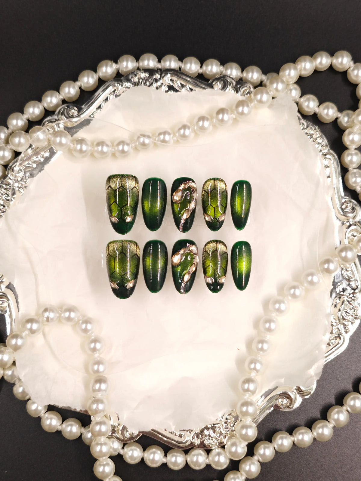 Green Snake Skin Cat Eye Almond Nails