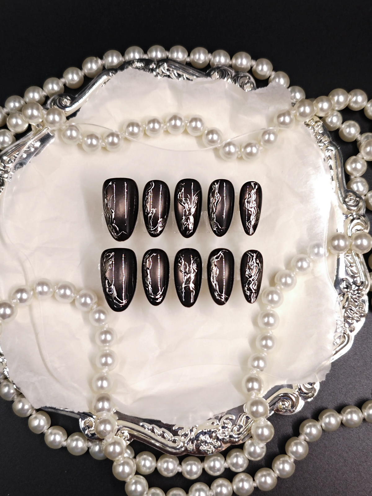 Black Metallic Silver Swirl Medium Oval Nails