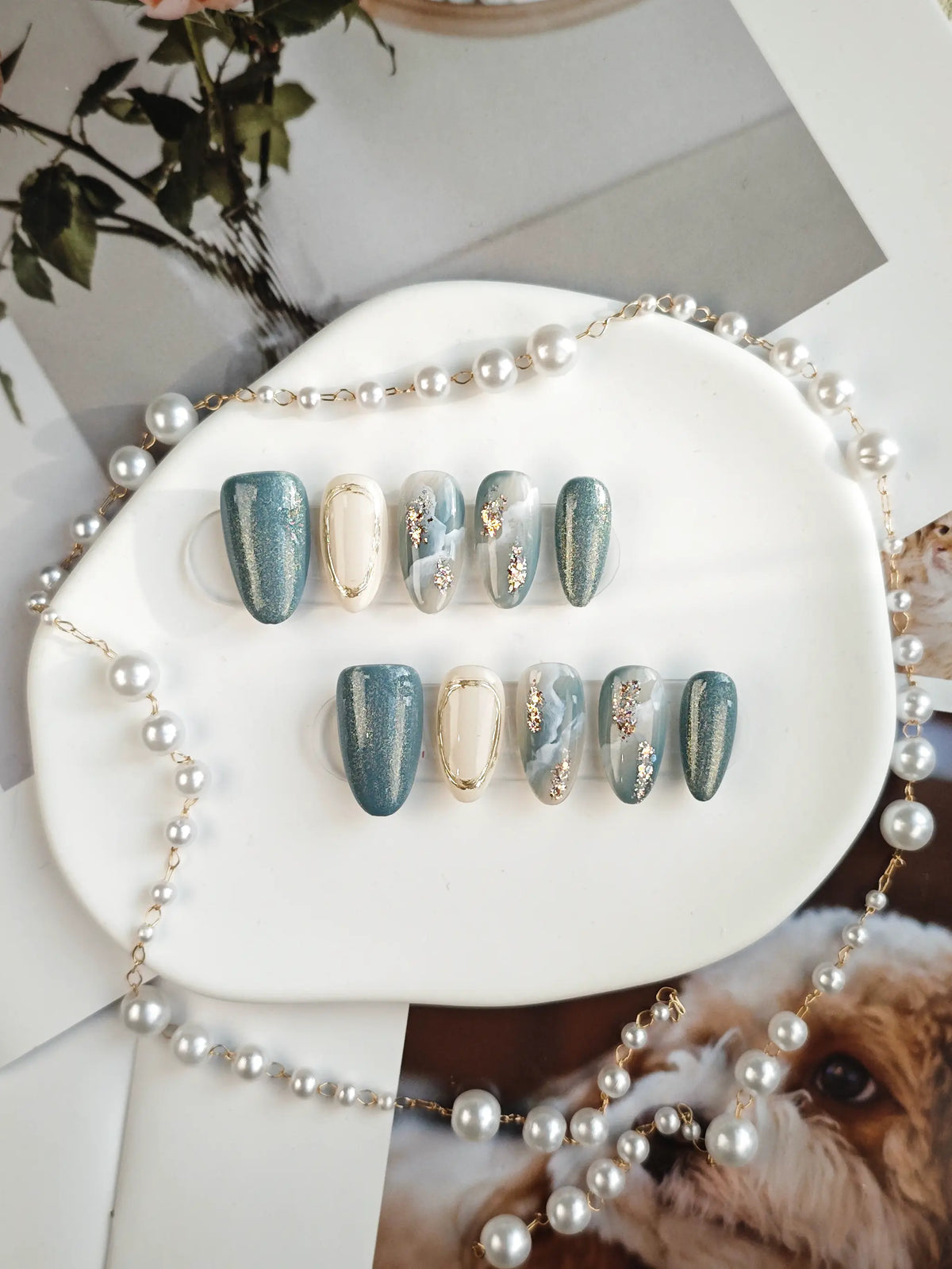 Teal Cat Eye Marble Gold Flake Medium Almond Nails