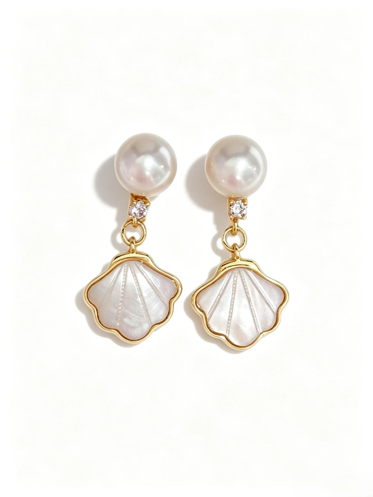 Seashell Mother‑of‑Pearl Drop Earrings, Round Freshwater Pearl Gold‑Tone Dangle Earrings for Women