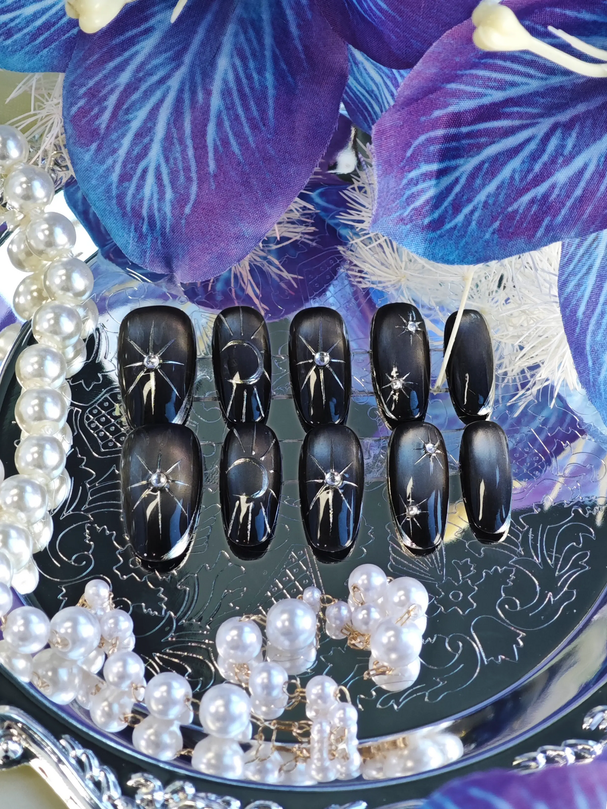Black Cat‑Eye Sun Moon Star Medium Coffin Nails