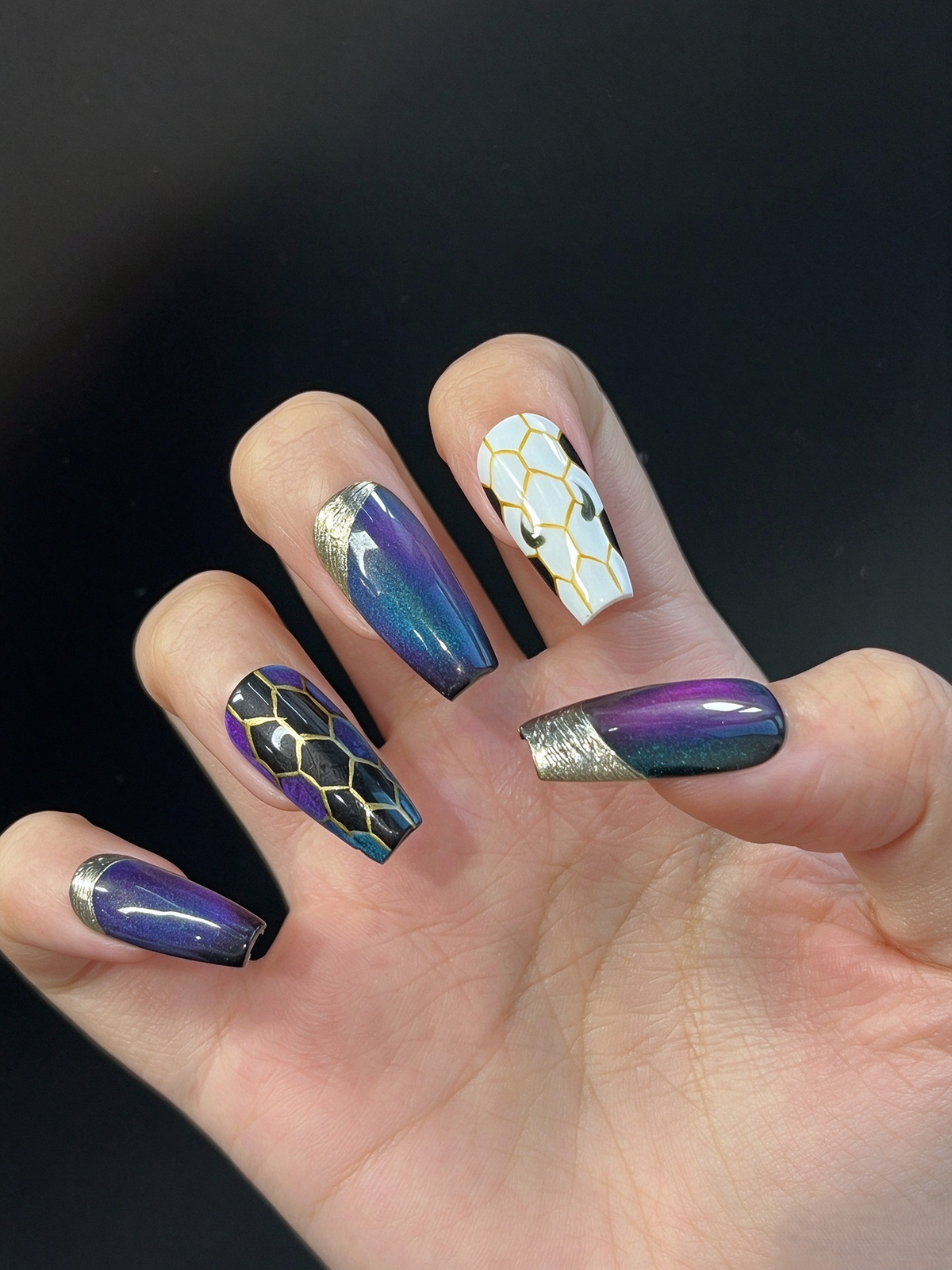Purple Blue Cat Eye Honeycomb Medium Tapered Coffin Nails