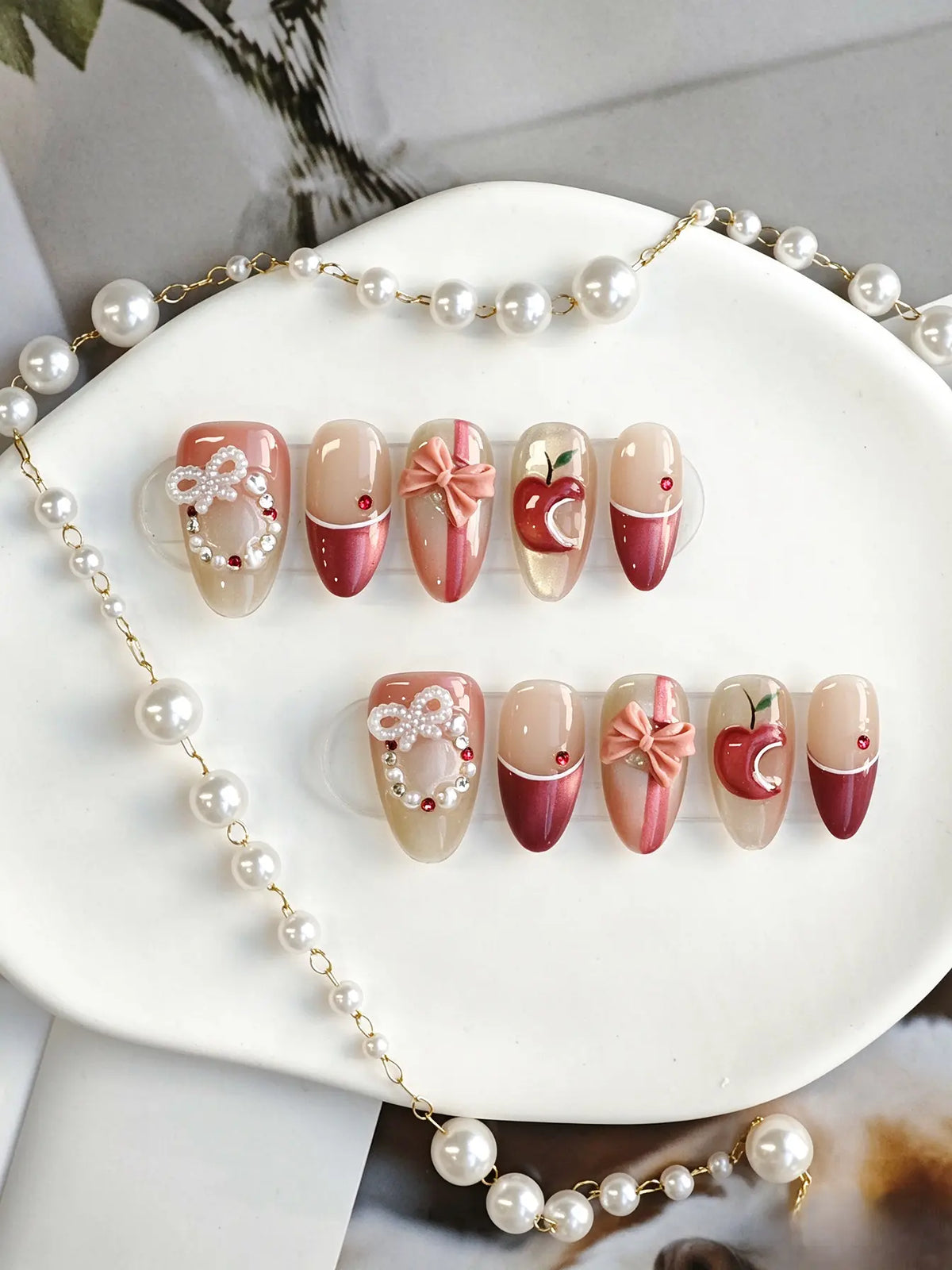 Press On Nails | Apple Bow Rhinestone Short Oval Nails